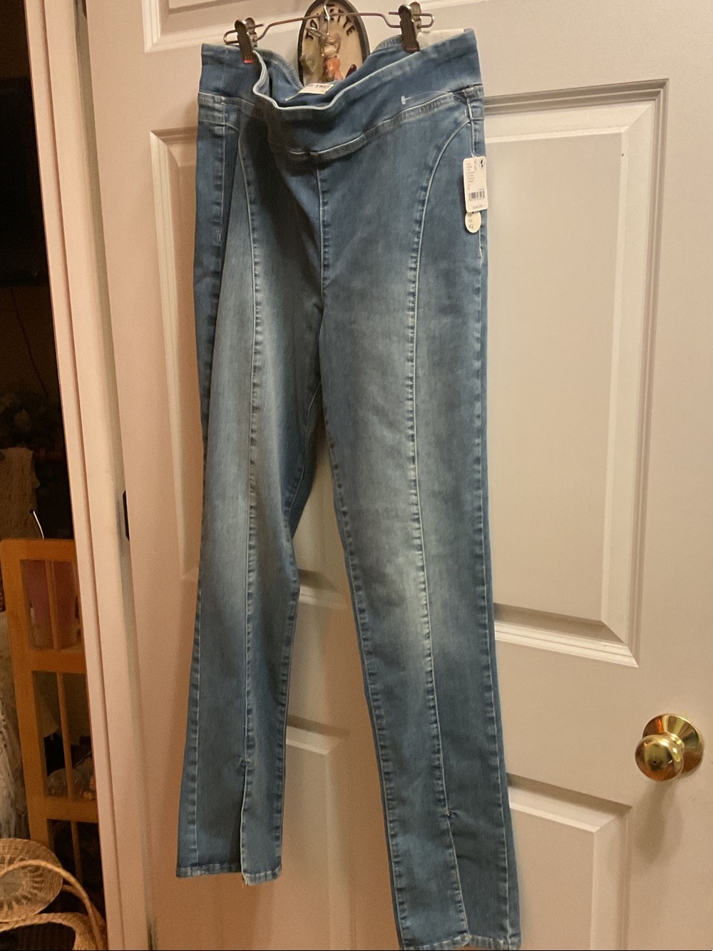 WE THE FREE DENIM JEANS